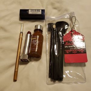 L O real foundation ,Revlon white eye liner and 6 cosmetic brushes